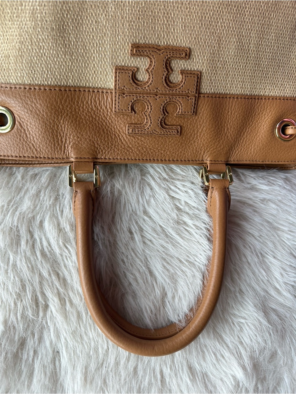 Tory Burch Light neutral and tan double T Logo straw Tote with leather - Picture 3 of 15